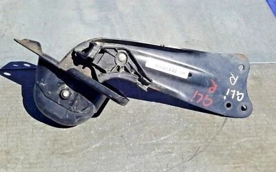 2011-2014 Volkswagen Jetta Rear Right Passenger Side Lower Trailing Control Arm  Foto 1 de 3