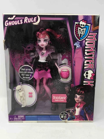 Monster High Ghouls Rule Draculaura Doll Cover