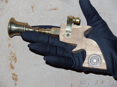 Pistola de madera personalizada Western-Victorian-Steampunk única en su clase Foto 1 de 4