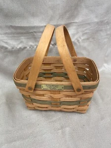 Longaberger 1992 Seasons Greetings Christmas Basket Green Basket Only - Picture 1 of 11