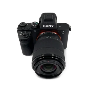 Sony Alpha a7 II Mirrorless Digital Camera with FE 28-70mm f/3.5-5.6 OSS Lens - Picture 1 of 8