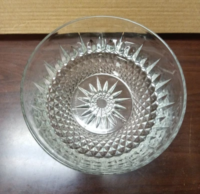 Tazón para servir vintage Diamond Point Arcoroc France Starburst Glass 8" (en muy buen estado, S4) Foto 1 de 2
