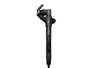 Lexus IS200D Fuel Injector 2.2 Diesel 2AD-FTV 2011 23670-26060 - Picture 1 of 7