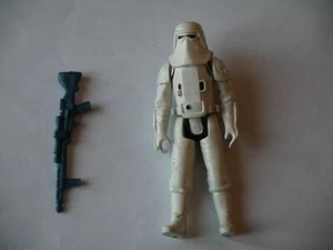 CINÉMA FIGURINE STAR WARS EMPIRE CONTRE ATTAQUE IMPERIAL SNOWTROOPER HOTH BATTLE - Picture 1 of 2