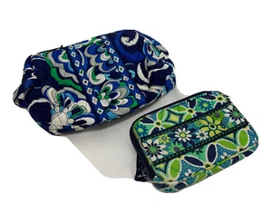 Lot of 2 Vera Bradley Acessories Pieces Travel Cosmetic Bag and Card Holder - Picture 1 of 10