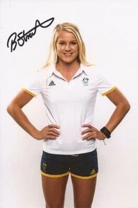 ATHLETICS* BROOKE STRATTON SIGNED 6x4 PORTRAIT PHOTO+COA *AUSTRALIA* - Picture 1 of 1
