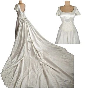Vintage 80er/90er Prinzessin Brautkleid Flügelärmel 8' Schleppe Spitze Perlen Satin Tüll - Bild 1 von 24