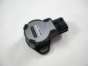 Chevrolet Geo Suzuki TPS Throttle Position Sensor 13420-61B00 - Picture 1 of 1