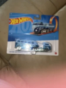 Hot Wheels Track Stars Custom Volkswagen Hauler Die-Cast Blue Flames VW Bus - Picture 1 of 1