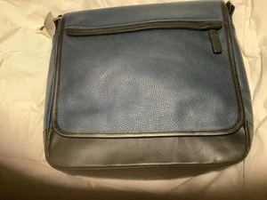 Neu mit Etikett! Coach Umhängetasche Laptop Messenger Kartentasche marineblau/schwarz genarbtes Leder - Bild 1 von 23