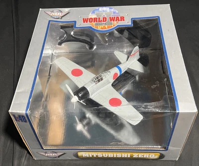 Air Signature 1:48 Scale World War II Series Japanese Mitsubishi Zero Green- SB - Image 1 of 4