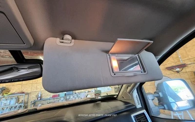 PARASOL DERECHO NISSAN TITAN XD 2016-2023 CON ILUMINACIÓN 1659789 Foto 1 de 4