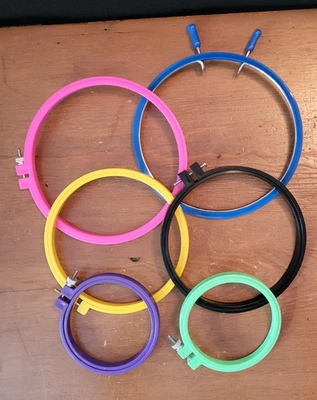 6 Pieces Embroidery Hoops Cross Stitch - 3 sizes - Image 1 of 4