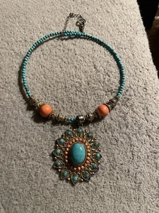 VINTAGE ESTATE JEWELRY LOT 4 necklaces - Picture 1 of 10