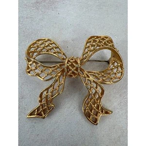 Vintage Monet Bow Bolo Tie Women Gold Tone Lapel Pin Diamond Pattern Gift - Picture 1 of 6