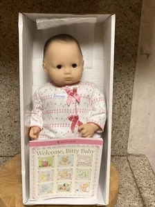 American Girl Retired 2006 New Baby Bitty Baby Grey Eyed OVP - Bild 1 von 5