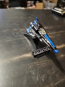 Battlestar Galactica COLONIAL VIPER MARK II BLACK STEALTH Titanio APOLO - Imagen 1 de 3