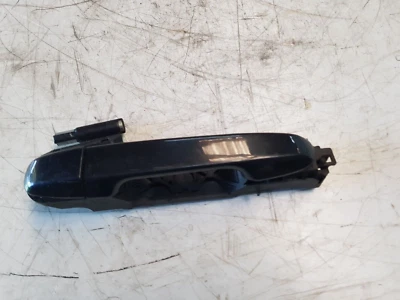 TOYOTA YARIS 2015 REAR DOOR BLACK HANDLE DRIVER SIDE REAR O/S/R - Image 1 of 4