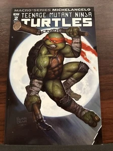 Teenage Mutant Ninja Turtles Macro-serie 2B casi nuevo IDW COMICS - Imagen 1 de 2