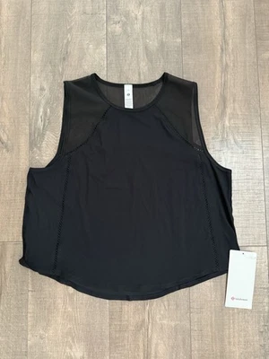 Camiseta sin mangas recortada esculpida nueva con etiquetas (ajuste de encaje) - negra - talla 10 Foto 1 de 4