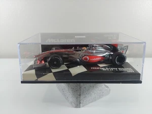 1:43 Minichamps Lewis Hamilton Vodafone Mclaren Mercedes MP4-24 2009 B3 - Picture 1 of 3