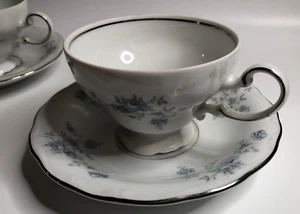 Johann Haviland GUIRNALDA AZUL TAZAS Y PLATILLOS CON PATAS, Baviera, Alemania - Imagen 1 de 5
