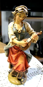 Vint. Mandolin Player Girl -Wood Figure by Toni Baur-Bavaria Master Carver - Picture 1 of 8