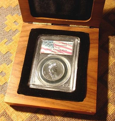 RARE  WTC TRADE CENTER RECOVERY COIN PLATINUM CANADA 9/11/01 PCGS 1Oz MAPLE LEAF - Image 1 of 4