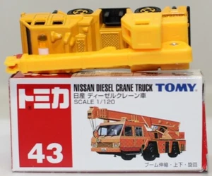 Tomica 43 Nissan Diesel Crane Truck - Picture 1 of 5