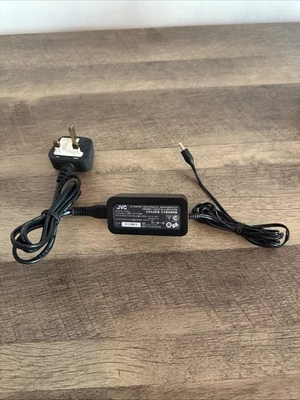 JVC AC Adapter Model No: AC-V10M With Power Supply Cable - Image 1 of 4