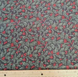 Dark Green and Red Holly Cotton Fabric Vintage - Picture 1 of 2