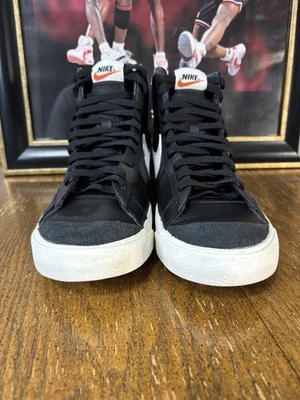 Nike Mens Blazer Mid 77 Vintage Black Sail Leather Shoes BQ6806-002 Size 10.5 US - Image 1 of 4