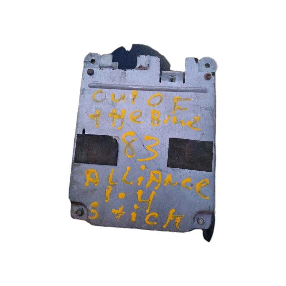 Módulo de control ECM ECU 1983-1987 Renault Alliance 1,4 L EF8933002012 #2 Foto 1 de 1