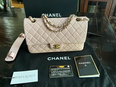Bolso Chanel Clásico con Solapa Mediano Rosa Suave Rosa Piel de Cordero Cepillo Dorado HW Foto 1 de 4