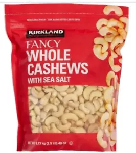 Kirkland Signature Fancy Whole Cashews Bag Nuts with Sea Salt, 2.5 Pounds 4/2025 - Picture 1 of 3