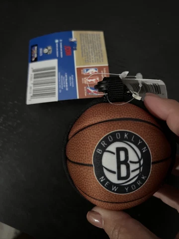 Brooklin Nets NBA Basketball Pencil Case/ Novelty Ball Bag (Brand New) Cover