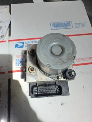 Ford Fivortent 2006-2007 sistema de frenos antibloqueo ABS módulo de bomba de deslizamiento OEM Foto 1 de 4