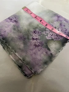 Vintage Large Purple Lilac Hankie VGC - Picture 1 of 1