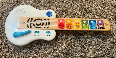 Guitarra Baby Einstein Strum Along Magical Light Up Foto 1 de 4