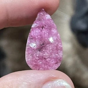26x15x6.5mm Sparkly Raspberry Cobalt Calcite Druzy Teardrop Cabochon Loose Stone - Picture 1 of 12