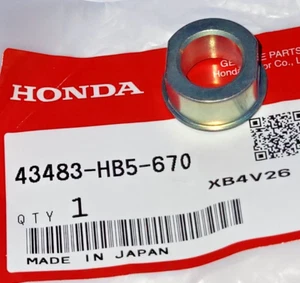 PLACA DE MONTAJE DE PINZA DE FRENO TRASERA HONDA BUJE DE PERMANENCIA, TRX 250R, 250X, 300EX, 400X - Imagen 1 de 2