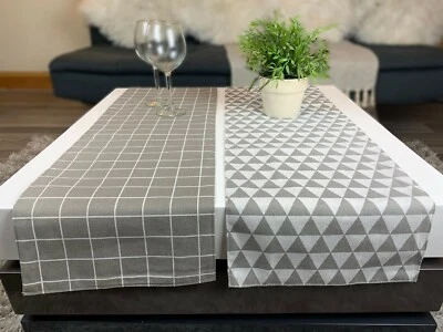 Table Runners, Set of 2, 100% Linen, Geometric Design - Image 1 of 4