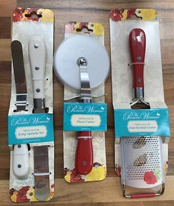 Pioneer Woman Frontier Glasur Spatel Set, Pizzaschneider, geätzte Reibe wird nicht mehr hergestellt - Bild 1 von 2
