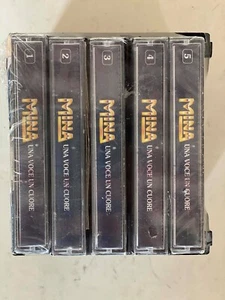 MINA "UNA VOCE UN CUORE" RARO BOX 5 K7 MUSICASSETTE - SIGILLATO - Imagen 1 de 2