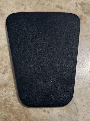 Microsoft Sculpt Ergonomic Keyboard 1559 REPLACEMENT BATTERY COVER DOOR - Image 1 of 2