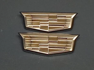 Lot of 2 Cadillac Fender Door Floormat Emblem Shield Logo Badge Satin Nickel - Foto 1 di 8