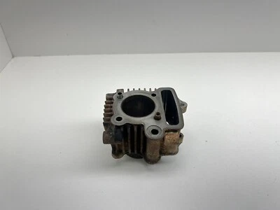 Jarro de furo de cilindro Honda XR70 XR70R 2000 fabricante de equipamento original - Imagem 1 de 4