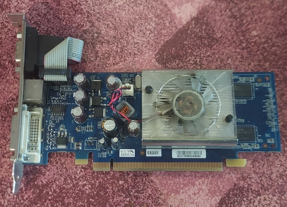 Nvidia Geforce 8400GS 256mb DDR2 • DVI/VGA/S-Video Out - Image 1 of 1