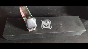 apple watch series 4 nike 40mm - Bild 1 von 1