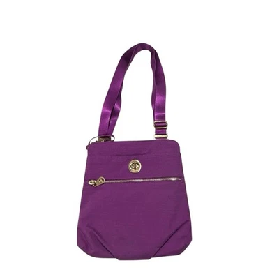 Bandolera Baggallini Hanover en morado o "uva" Foto 1 de 4
